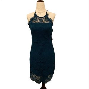 ❗️LAST CHANCE ❗️ Lace Halter Neck Dress